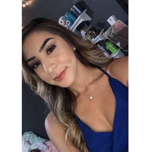 Meet your Posher, Noemi